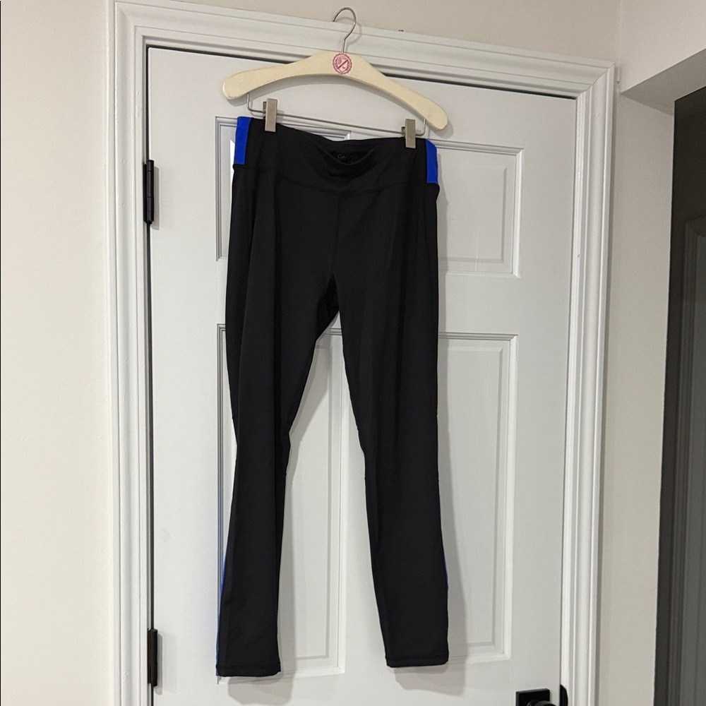 Calvin Klein Black and Blue Leggings L